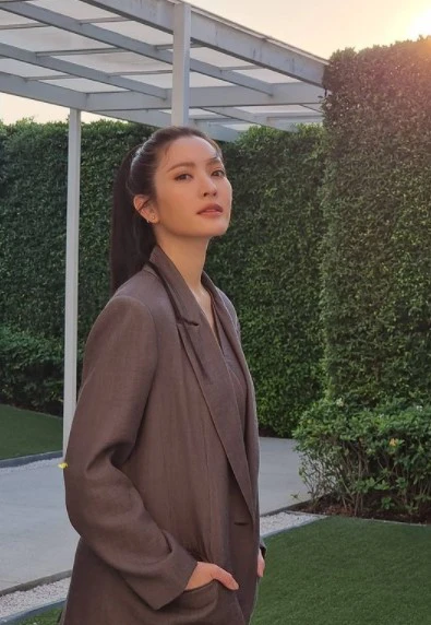 "แอฟ ทักษอร"ตอบชัดกระแสจิ้น"แพท พาวเวอร์แพท"เปรียบเปรย ดอกฟ้ากับหมาวัด