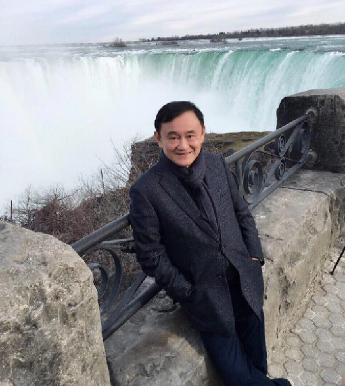 เปิดความยิ่งใหญ่ คฤหาสน์หรู 200 ล้าน ของทักษิณ ที่ใช้พักในต่างแดน