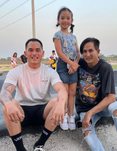 ส่อแววดราม่า สงกรานต์ พาลูกสาว น้องปีใหม่ เจอ แมท ภีรนีย์