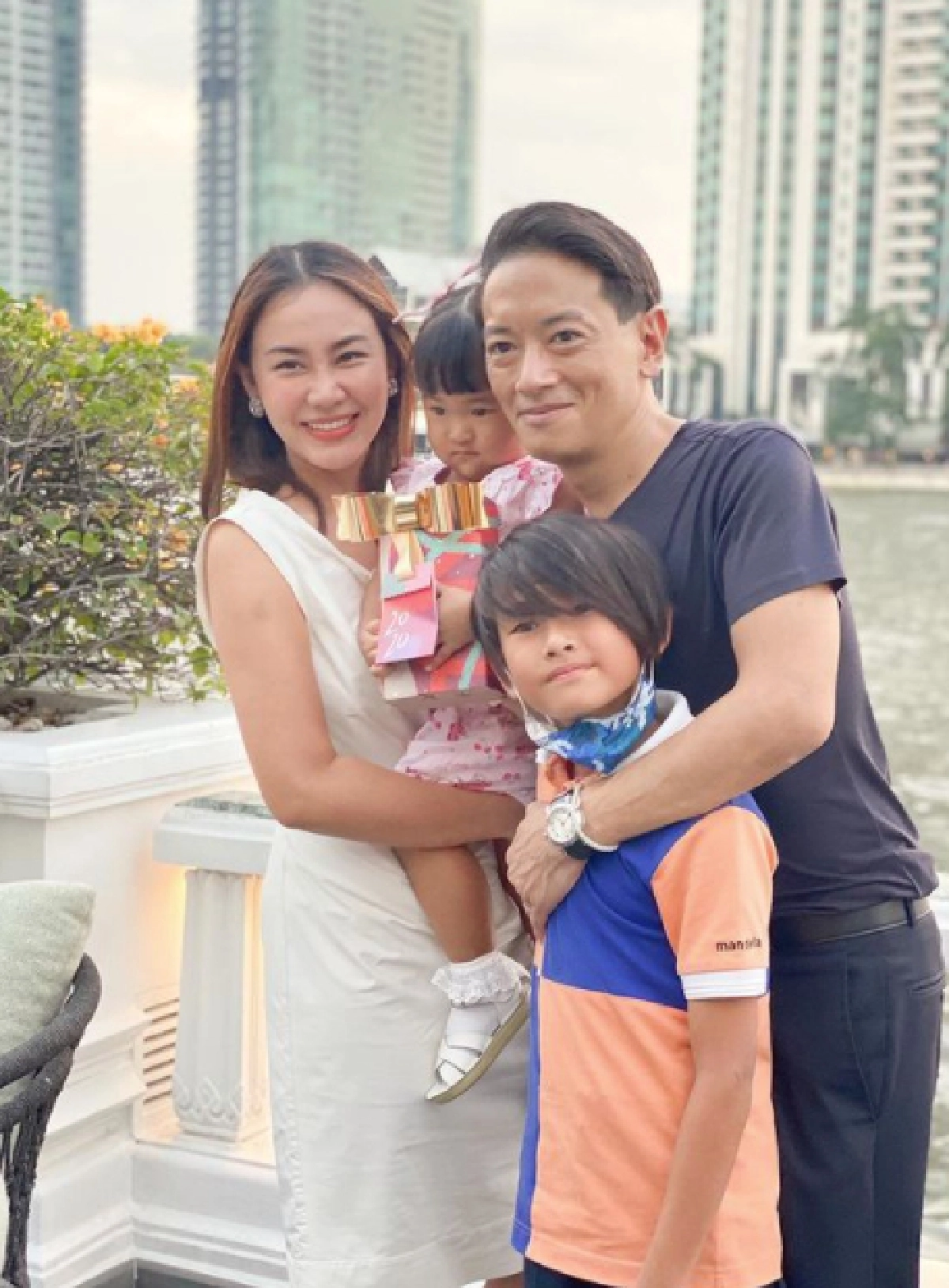 นาเดีย ฉลองวันเกิดลูกสาว น้องโมนา อย่างอบอุ่น หลังมีอายุครบ 2 ขวบ