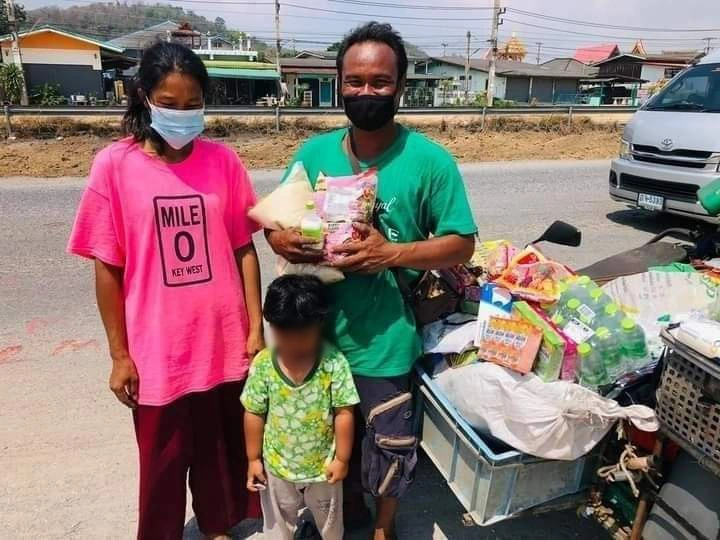 สามชีวิต หอบหิ้วขึ้นรถสามล้อพ่วง ไปสู้เอาดาบหน้าหลังพัทยา