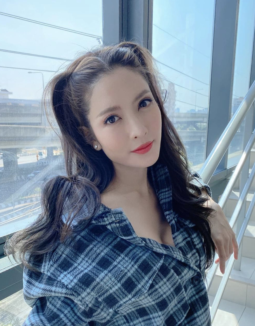 แอฟ ทักษอร น้อมรับ หลังโดนวิจารณ์ไม่แซ่บสมชื่อรายการ