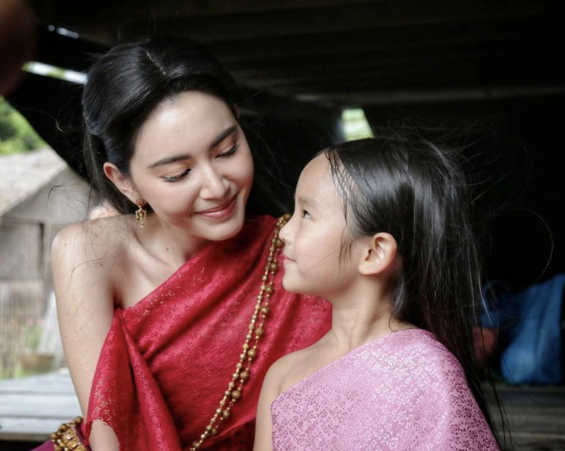 แอฟ ทักษอร ว่าไง หลังลูกสาว น้องปีใหม่ ไฟเขียวอยากให้แม่มีแฟนแล้ว