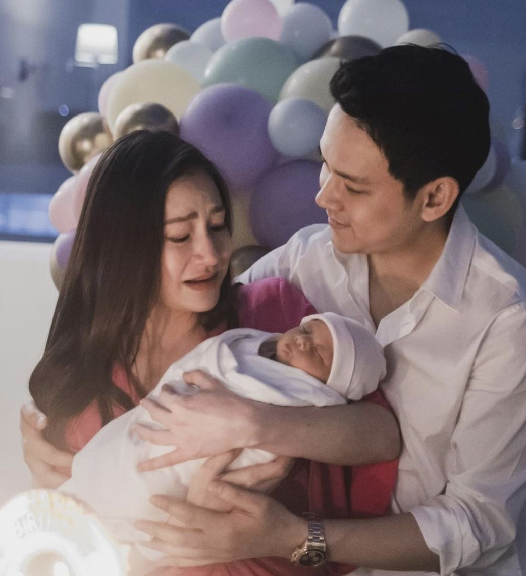 นาตาลี ฟลุค เกริกพล จัดงานวันเกิดเป่าเค้กก้อนแรกให้ทายาทแสนล้าน น้องนาตาชา