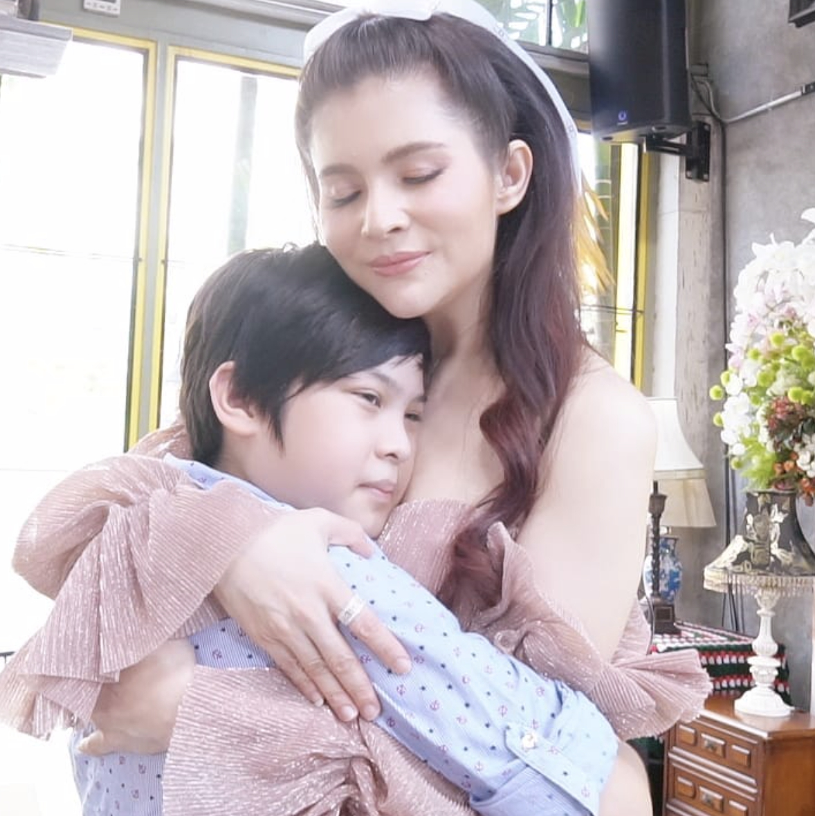 แอนนี่ บรู๊ค สุดตื้นตันใจ ลูกชาย น้องฑีฆายุ สอบได้100คะแนนเต็ม ที่1ของระดับชั้น