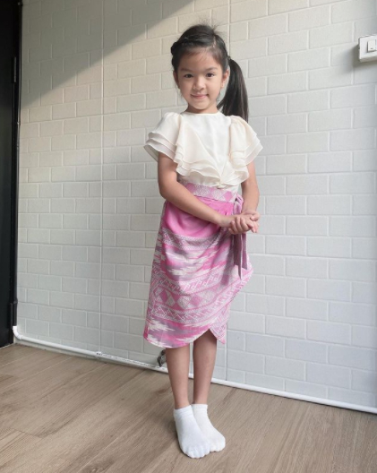 โบว์ แวนด้า อวดความสวยของลูกสาว น้องมะลิ ยิ่งโตก็สวย หน้าตาดีได้พ่อแม่มาเต็มๆ