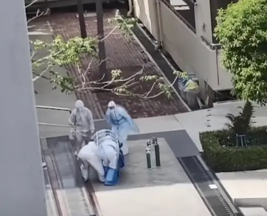 เปิดใจ หมอแนต เป็นลมกลางแดด ขณะใส่ PPE ยกผู้ป่วยโควิด น้ำหนักมากกว่า 100 กิโล
