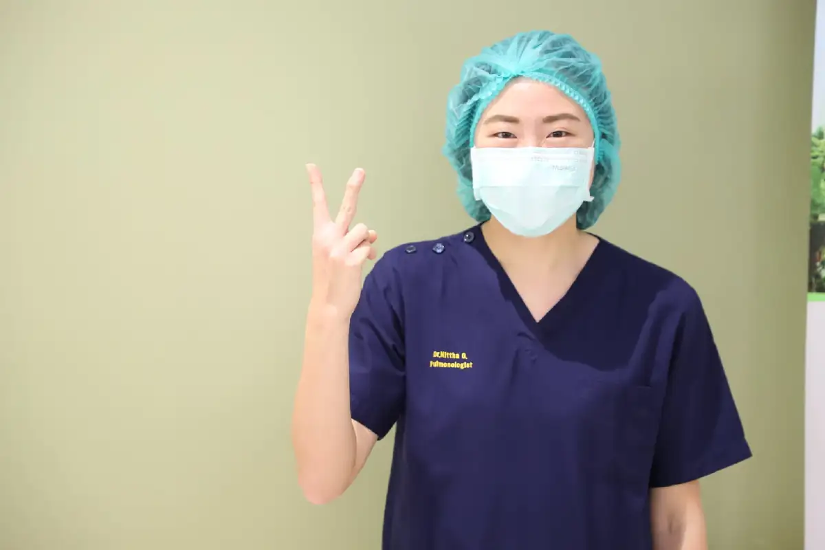 เปิดใจ หมอแนต เป็นลมกลางแดด ขณะใส่ PPE ยกผู้ป่วยโควิด น้ำหนักมากกว่า 100 กิโล