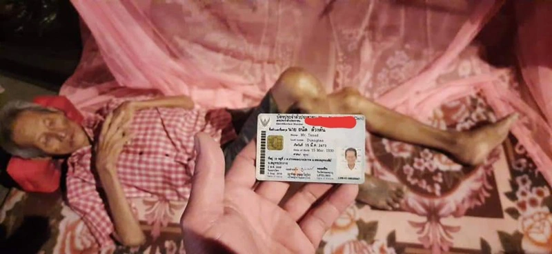 คุณตาวัย 91 ปี ต้องออกมานอนข้างถนน หลัง รพ.ปฏิเสธการรักษา ไร้ที่พักพิง ต้องอาศัยเพิงเก่าๆเพียงลำพัง