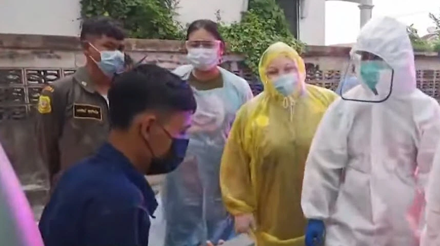 หนุ่มเพชรบูรณ์วัยเบญจเพสปวดท้องหนัก อาเจียนเป็นตะปู เชื่อโดนทำของใส่