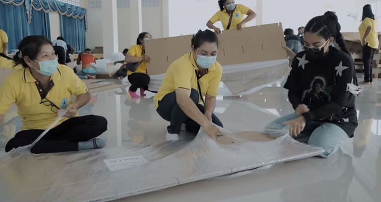 กราบหัวใจพันครั้ง "พิมรี่พาย" ลุยสร้างโรงพยาบาลสนามสุราษฎร์ธานี
