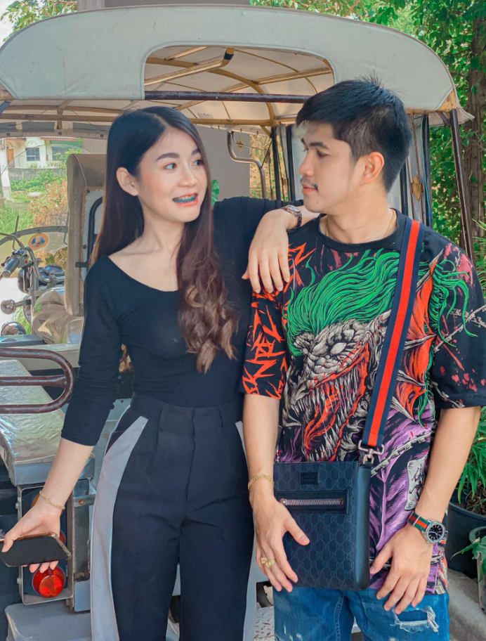 ครูเบียร์ ตอบชาวเน็ตหลังสงสัยย้ายมาอยู่บ้านเดียวกับ เนเงิน
