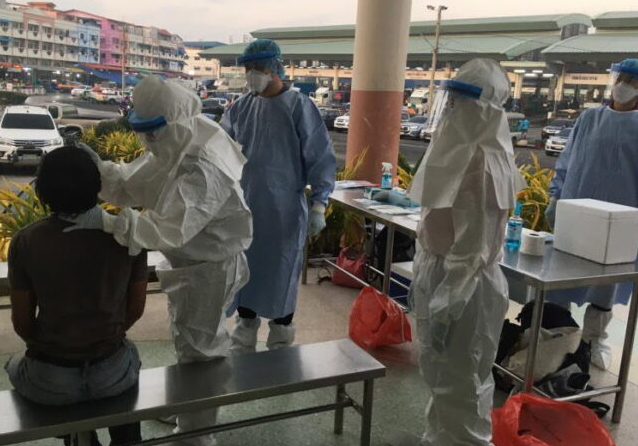 เผย 28 คลัสเตอร์โควิดกทม. พบมากสุดใน ชุมชนแออัด แฟลต ตลาด ที่พักคนงาน