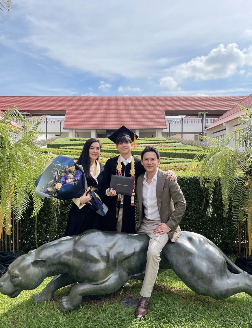 แอฟ ทักษอร โผล่คอมเมนต์ หลังเห็นภาพ โบ-ฟลุค ร่วมงานยินดีลูกชาย น้องอชิ