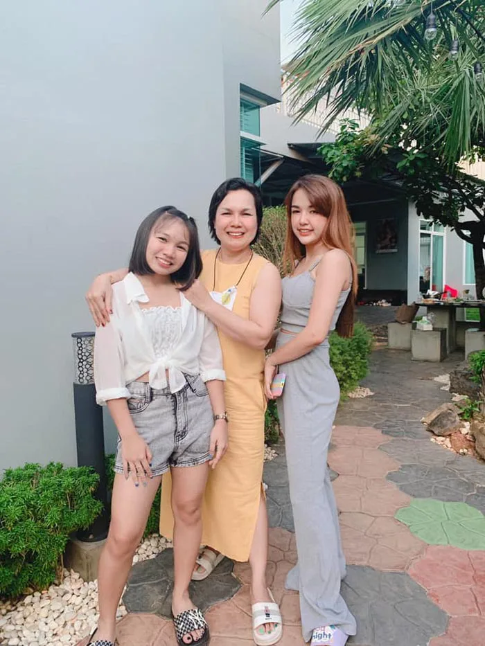 แม่เจนนี่ เล่าความดีลูกสาว ดูแลเด็กในค่ายดีทุกอย่าง แต่โดนด่าสารพัด