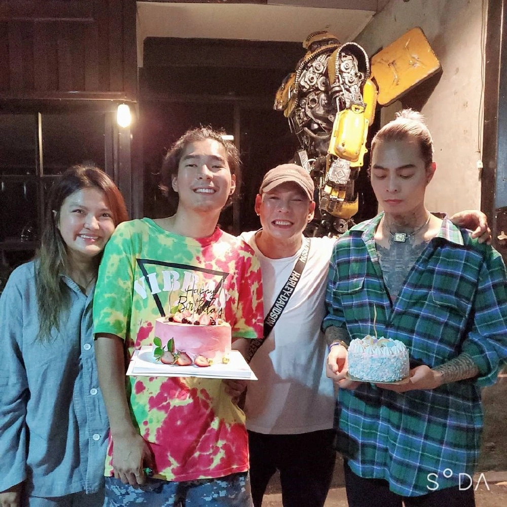 โหน่ง ชะชะช่า โพสต์ข้อความปริศนา นั่งรถไฟขบวนนี้ไม่มีความสุขก็ต้องลง