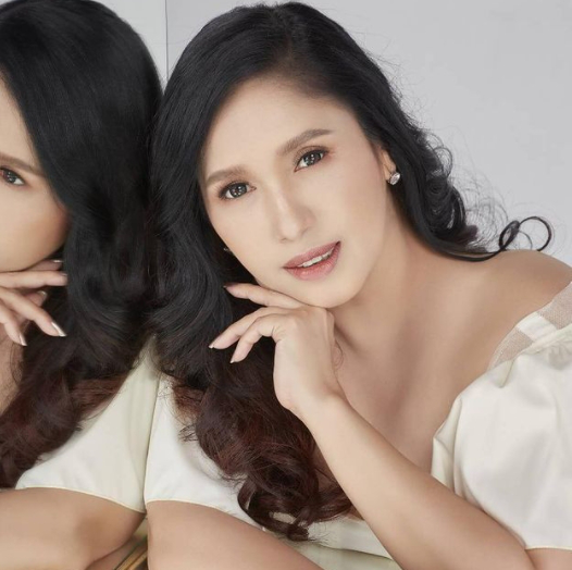  เอ้ ชุติมา ฟร้อง ศุภกิจ