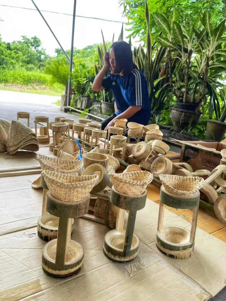 สื่อนอกตีแผ่ เรื่องราวชีวิตชาวไทย พลิกผันท่ามกลางวิกฤตโควิด-19 ระบาด