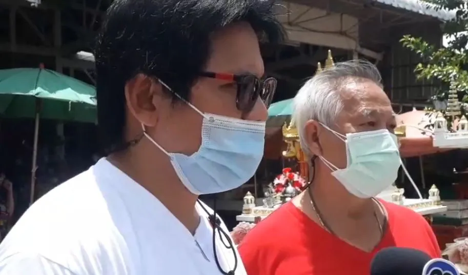 พ่อค้าเเม่ค้าตลาดธรรมโรจน์พินิจ ประท้วงกทม. โดนยกเลิกตรวจโควิดกะทันหัน