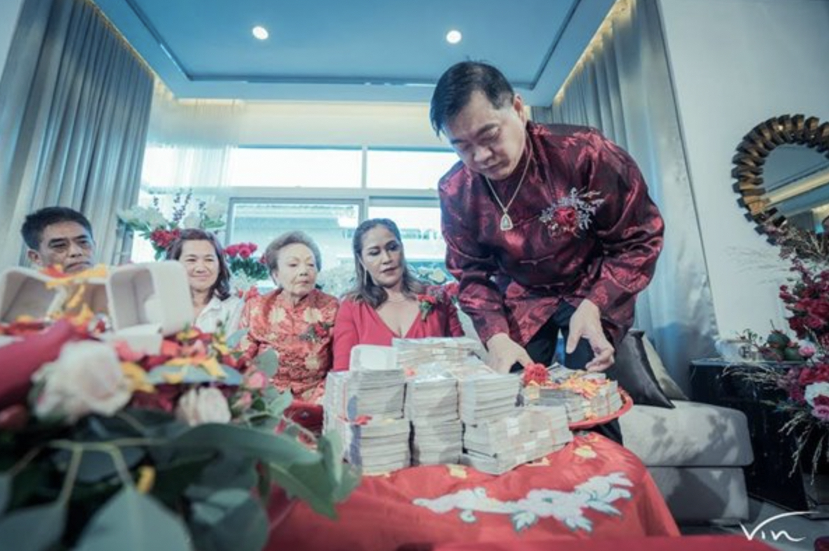 เปิดสินสอดมหาศาล “นิวเคลียร์ หรรษา” ที่ ดีเจเพชรจ้า ใช้สู่ขอมาเป็นคู่ชีวิต