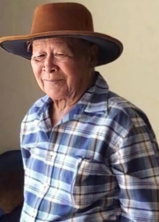 เป็ด เชิญยิ้ม สุดเจ็บปวด โพสต์เศร้าหลังสูญเสียพ่อ วันครบรอบ 70 ปี ของพ่อแม่