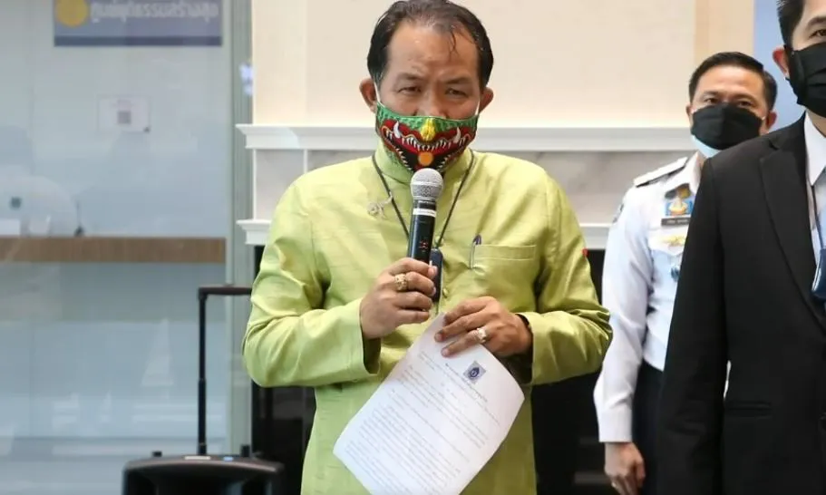 ศรีสุวรรณ บุกก.ยุติธรรม จี้สอบ 152องค์กรผู้บริโภค