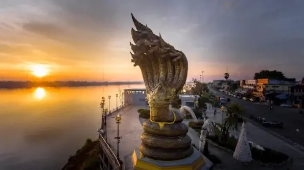 5 สถานที่ ขอโชคขอลาภ ขอพรพญานาค