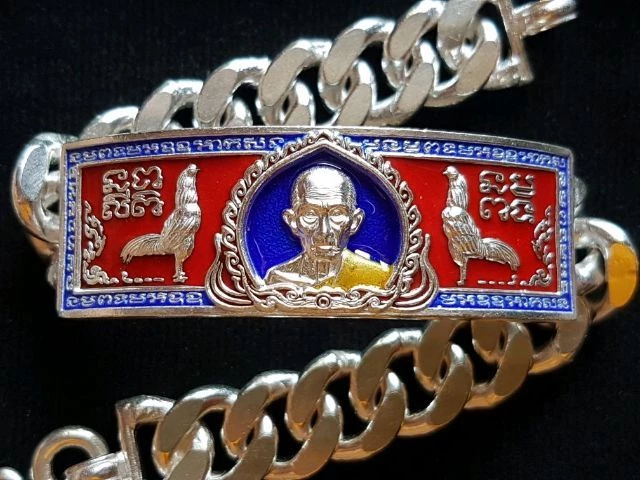 หลวงพ่อรวย เลสข้อมือหลวงพ่อรวย