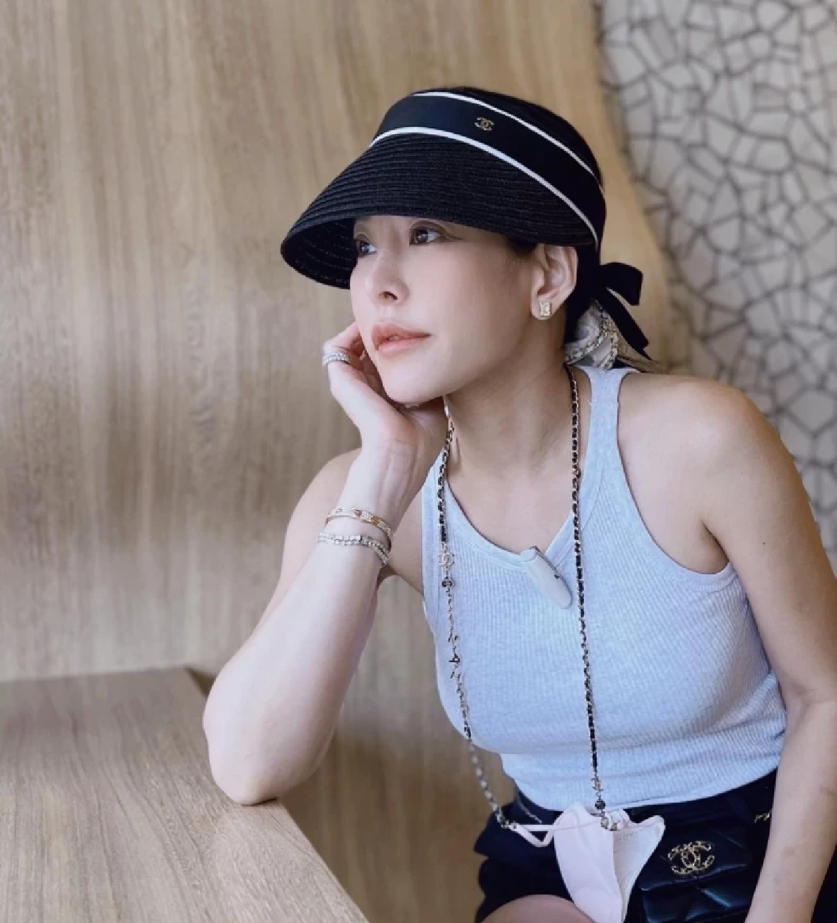 หนิง ปณิตา เผยเลขธูป บวงสรวงพญานาค  แนวทางเลขเด็ด งวด 1/04/65