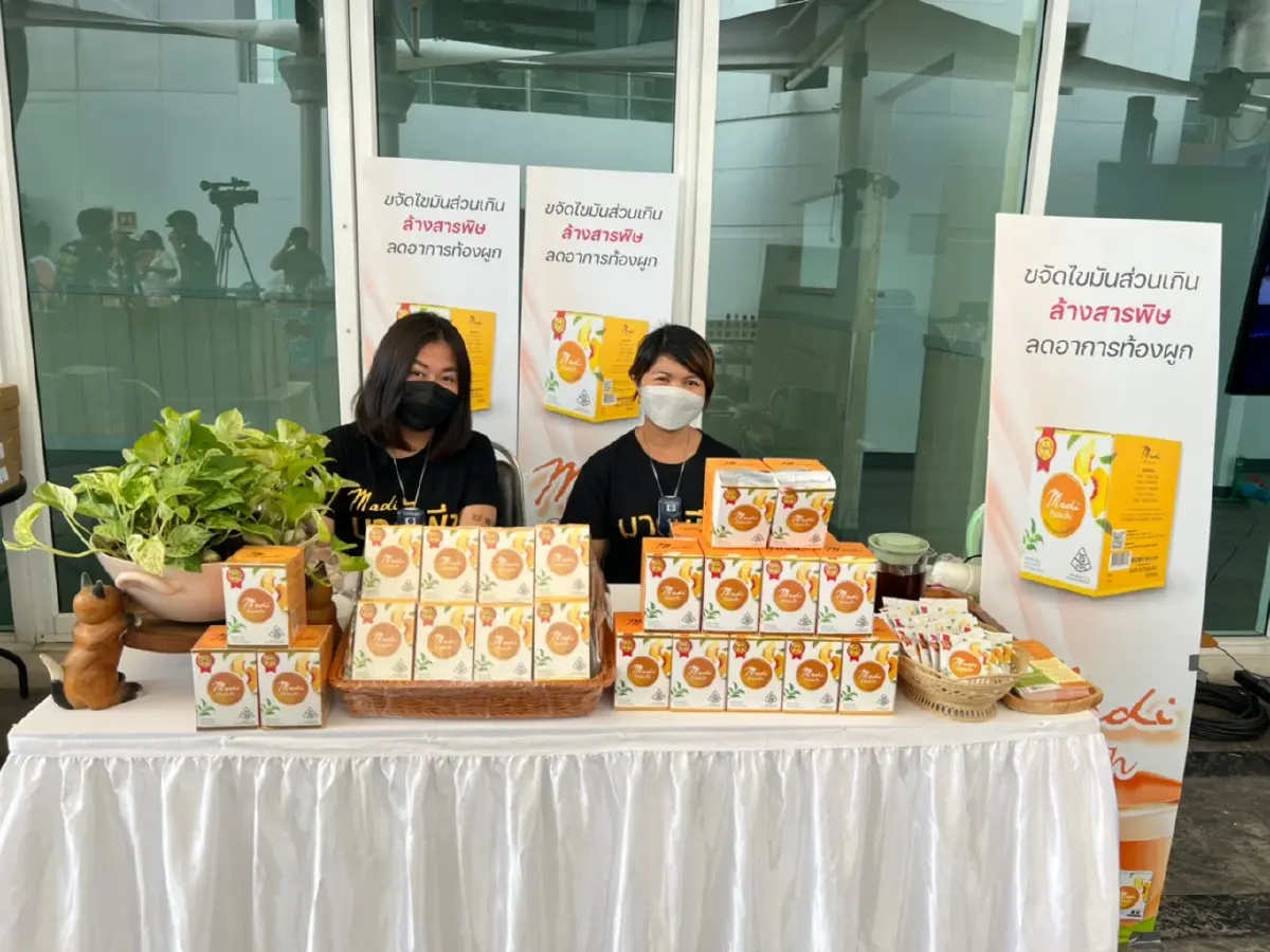 Thainews 2nd Anniversary Re-Branding เเขกผู้มีเกียรติร่วมยินดีคับคั่ง บูธพันธมิตร โชว์จากศิลปิน-เกิร์ลกรุ๊ป