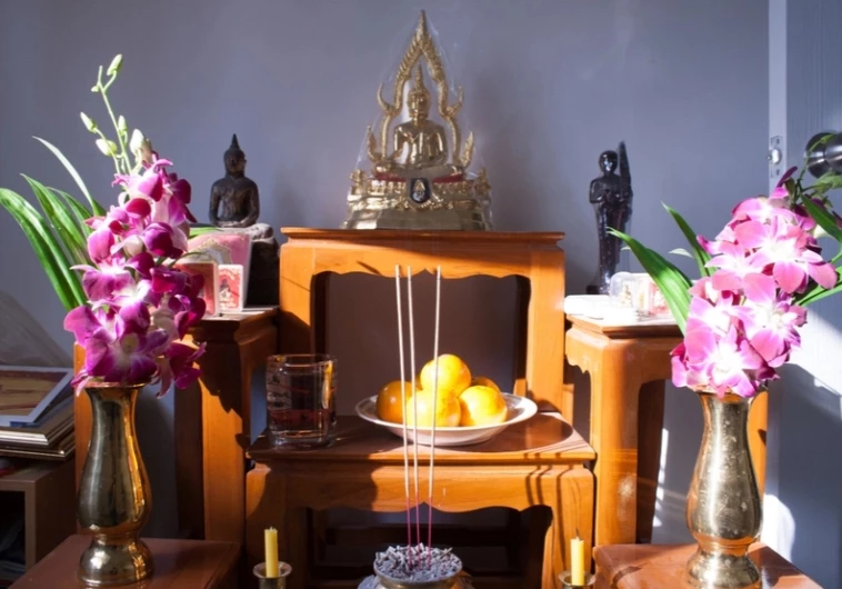 วิธีไหว้พระในบ้านที่ถูกต้อง ของไหว้พระในบ้าน มีอะไรบ้าง