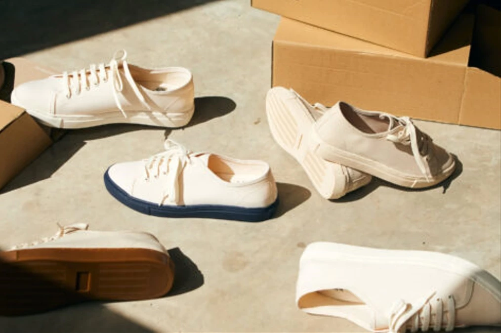 ทำนายฝัน รองเท้า เลขเด็ด หวย ฝันเห็นรองเท้า ฝันว่ารองเท้าหาย ฝันว่าเห็นรองเท้า