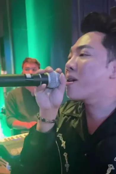 บุญหู "มดดำ คชาภา" จับไมค์โชว์ลูกคอ งานนี้น้ำเสียงไม่ธรรมดา