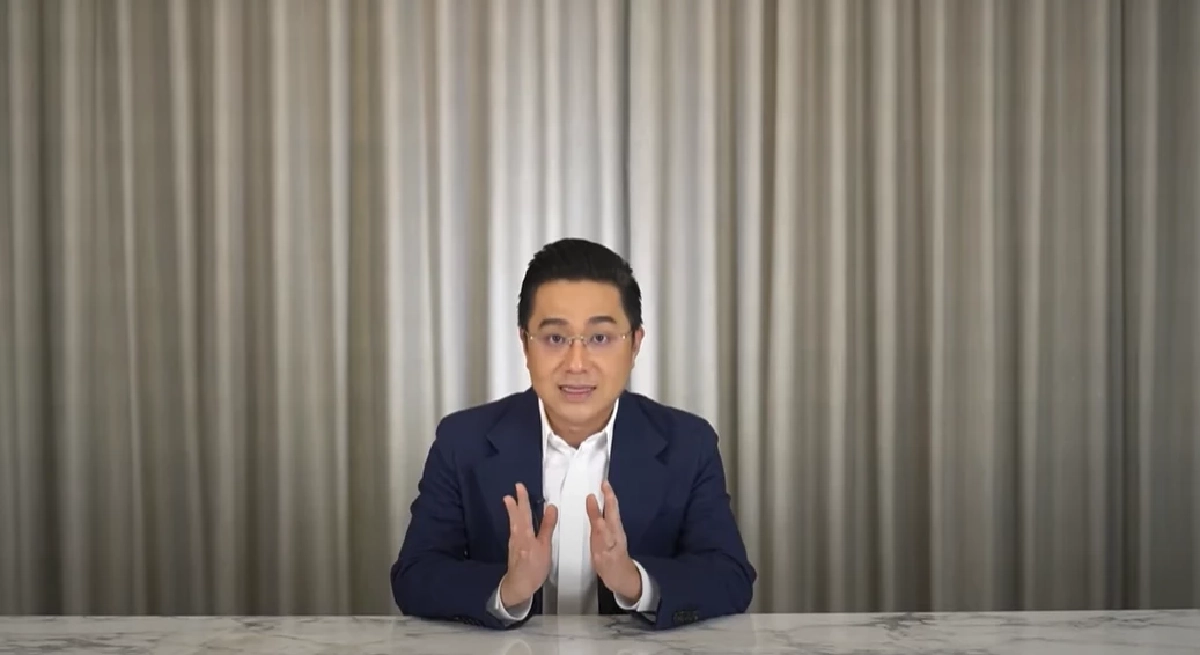 หมอช้าง ทศพร  เปิดคำทำนาย ดวงชะตา 12 ราศี ปี 2566 ใครรุ่ง ใครร่วง เช็กเลย