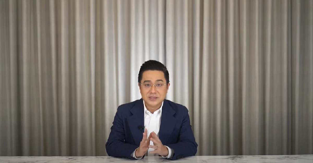 หมอช้าง ทศพร  เปิดคำทำนาย ดวงชะตา 12 ราศี ปี 2566 ใครรุ่ง ใครร่วง เช็กเลย