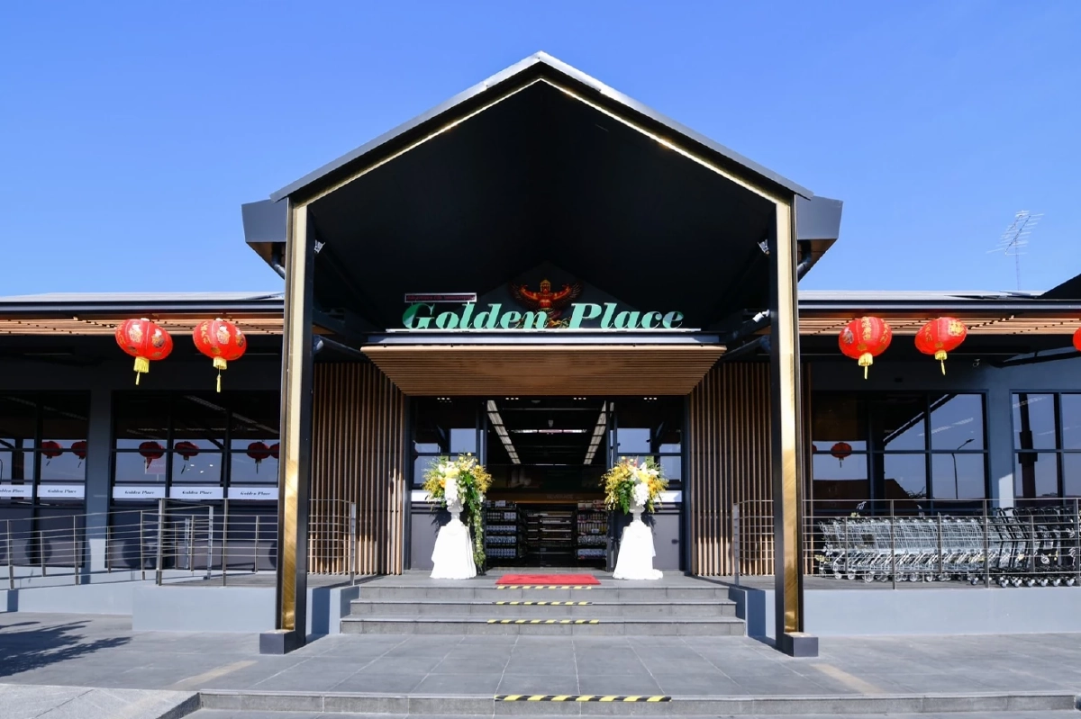 โกลเด้น เพลซ เปิดสาขานครสวรรค์ พร้อม 4 เมนูใหม่ของโกลเด้น คิชเช่น เป็นที่แรก