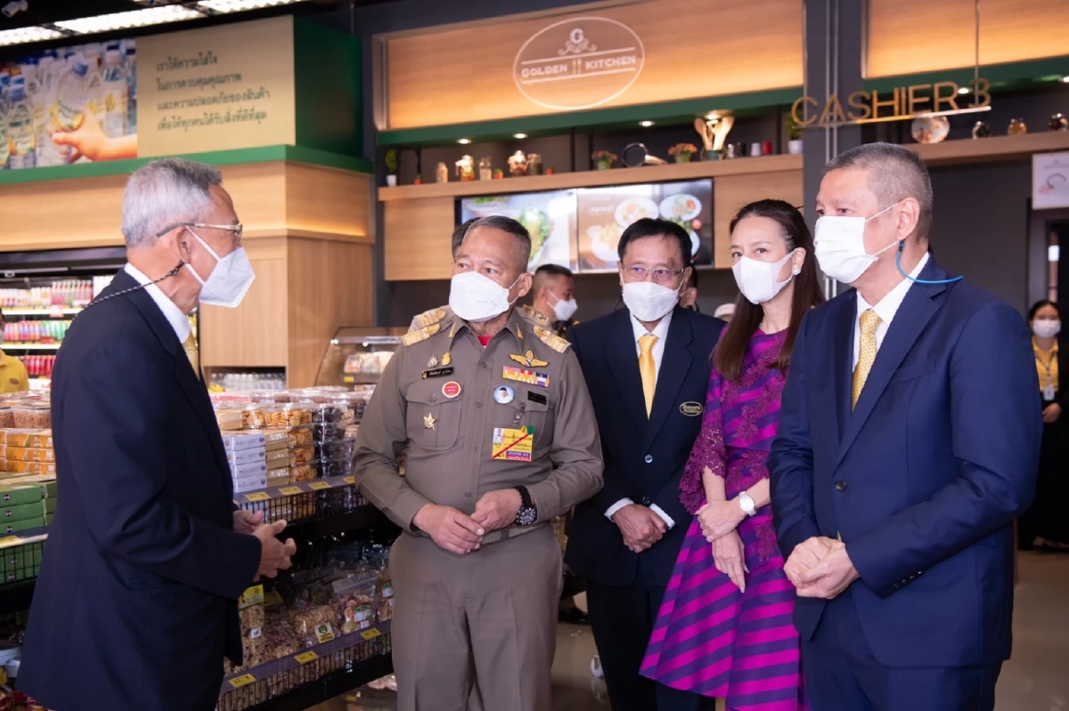 โกลเด้น เพลซ เปิดสาขานครสวรรค์ พร้อม 4 เมนูใหม่ของโกลเด้น คิชเช่น เป็นที่แรก