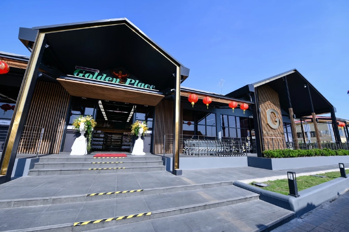 โกลเด้น เพลซ เปิดสาขานครสวรรค์ พร้อม 4 เมนูใหม่ของโกลเด้น คิชเช่น เป็นที่แรก