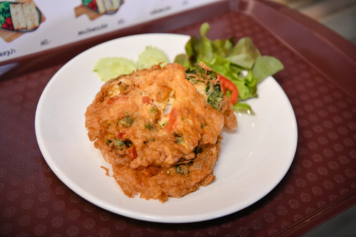 โกลเด้น เพลซ เปิดสาขานครสวรรค์ พร้อม 4 เมนูใหม่ของโกลเด้น คิชเช่น เป็นที่แรก