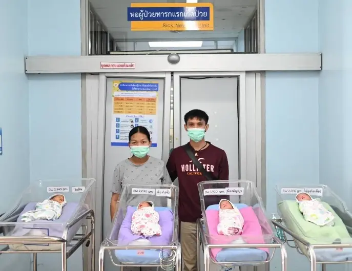 โซเชียลแห่ยินดี คุณพ่อคุณแม่ป้ายแดง ให้กำเนิดลูกน้อยฝาแฝดถึง 4 คน