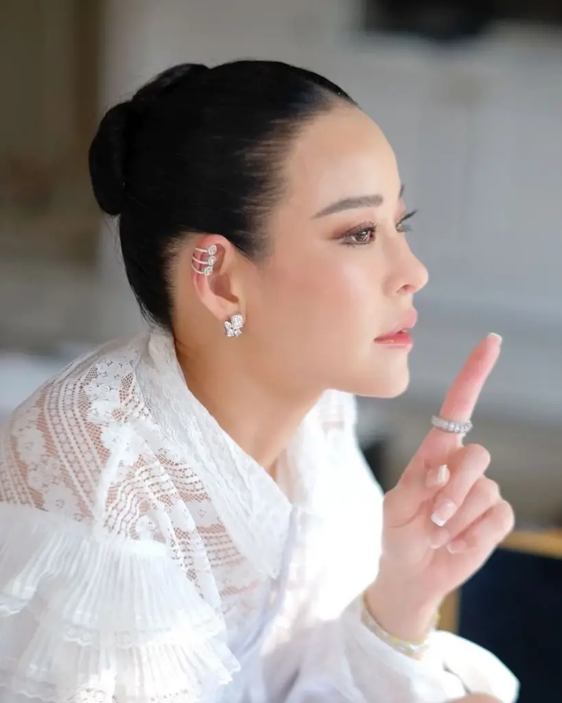 หนิง ปณิตา โผล่คอมเมนต์ หลังมีคนทัก จิน ธรรมวัฒนะ กลางไอจี เห็นนะไปกับใคร