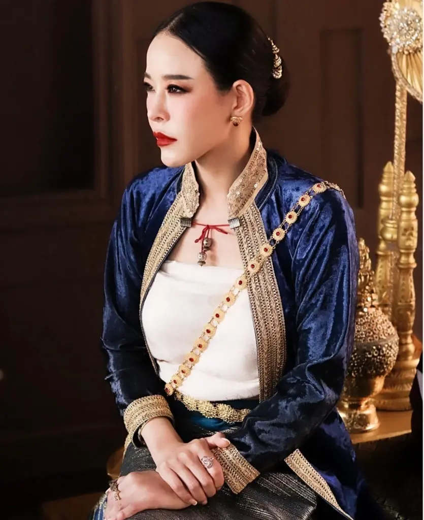หนิง ปณิตา ส่งดอกไม้ให้กำลัง ปิ่น เก็จมณี ชาวเน็ตแห่ข้อความบนซูมการ์ด