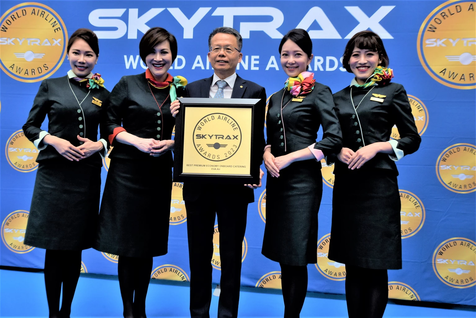 สายการบินอีวีเอ (EVA Air) ได้รางวัล 1 ใน 10สายการบินดีที่สุดของโลกจาก