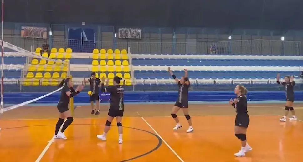 โค้ชด่วน เผย 3 สิ่งสำคัญ ติวเข้มนักตบสาวไทย เตรียมพร้อมเจอเยอรมนี VNL 2023