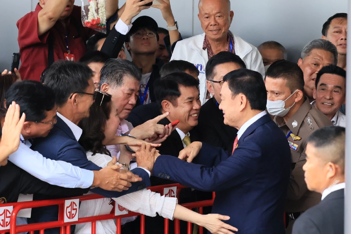 เผยสิ่งแรกที่ ทักษิณ ทำทันที หลังเดินทางถึงไทย