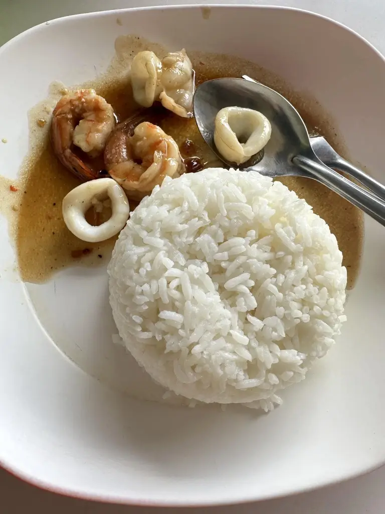 ลูกค้าสั่งข้าวทะเลน้ำมันหอย เห็นปริมาณแล้วตกใจ แบบนี้คุ้มค่าไหม