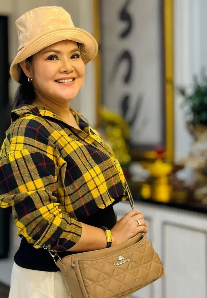 ฮาย อาภาพร สุดปังโชว์ชัดๆ ถูกลอตเตอรี่ 70 ใบ ได้เงินกี่บาท งวด 16/8/66
