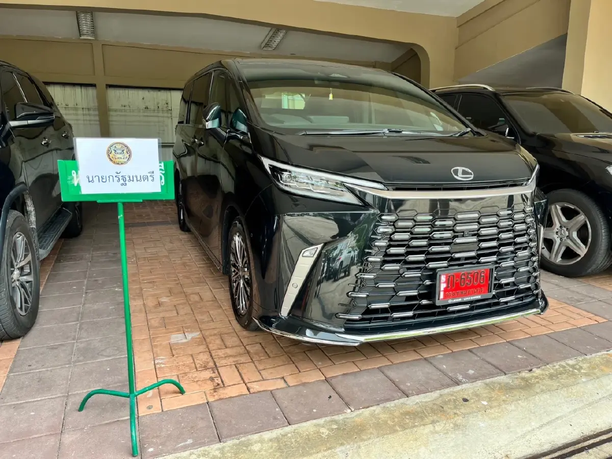 ส่องสเปครถตู้หรูป้ายแดงคันใหม่ของนายกฯ ‘เศรษฐา’ Lexus LM 350h Executive