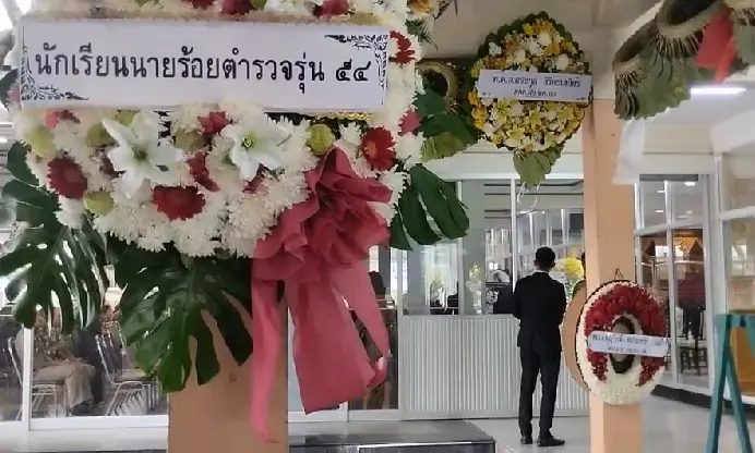 เผยอาการล่าสุด ภรรยา - ลูก ผกก.เบิ้ม สุดเศร้า หลังรับร่างสามีมาสวดที่วัด