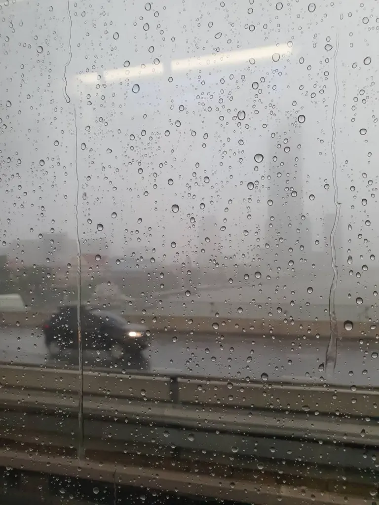 กรมอุตุฯ ประกาศเตือนฉบับที่ 10  ฝนถล่ม 62 จังหวัด อ่วมหนักวันนี้ 